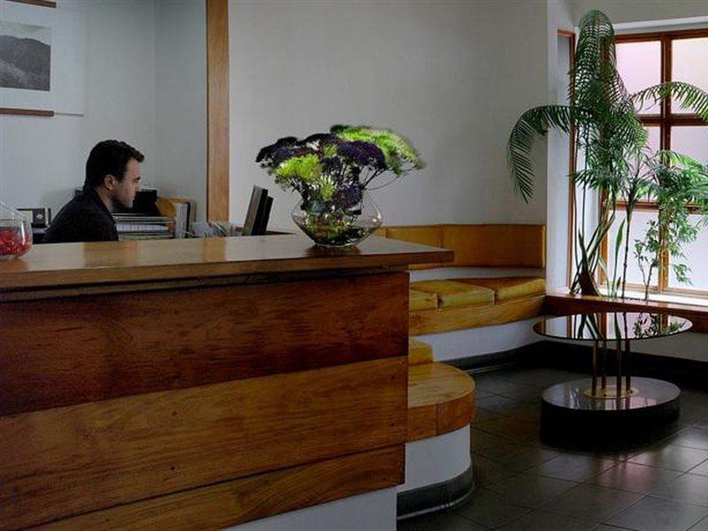 Hotel Alcides Πόντα Ντελγκάντα Εξωτερικό φωτογραφία