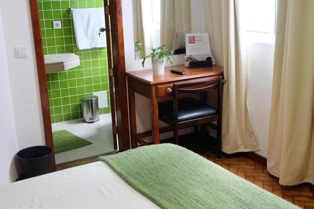 Hotel Alcides Πόντα Ντελγκάντα Εξωτερικό φωτογραφία