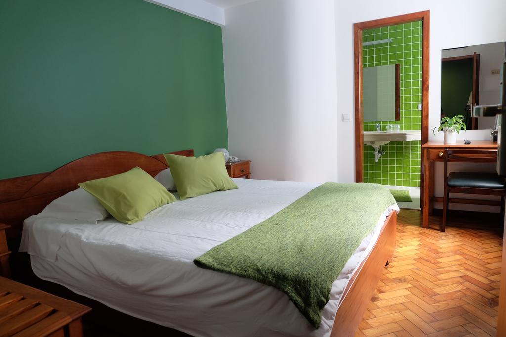 Hotel Alcides Πόντα Ντελγκάντα Εξωτερικό φωτογραφία