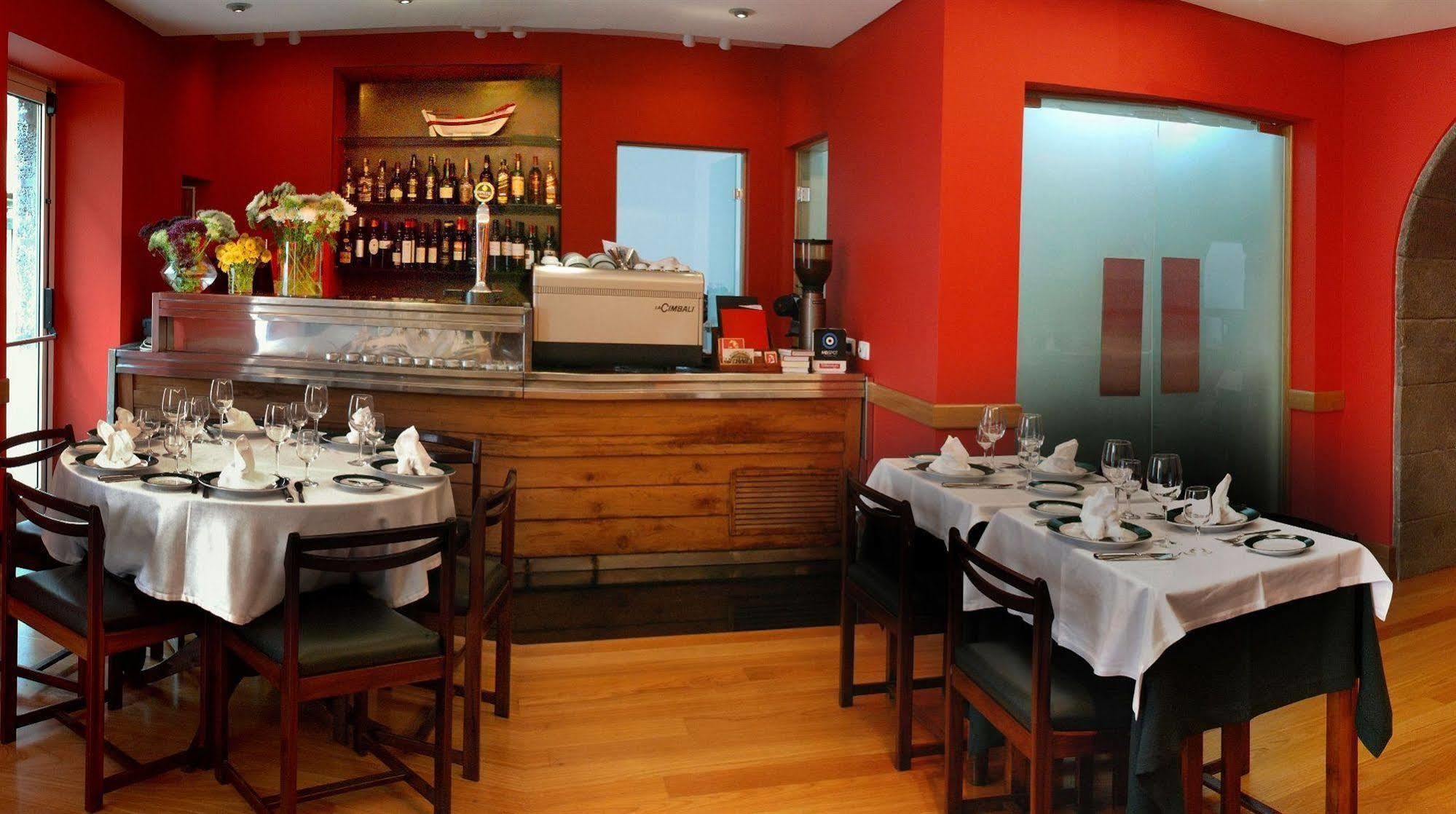 Hotel Alcides Πόντα Ντελγκάντα Εξωτερικό φωτογραφία