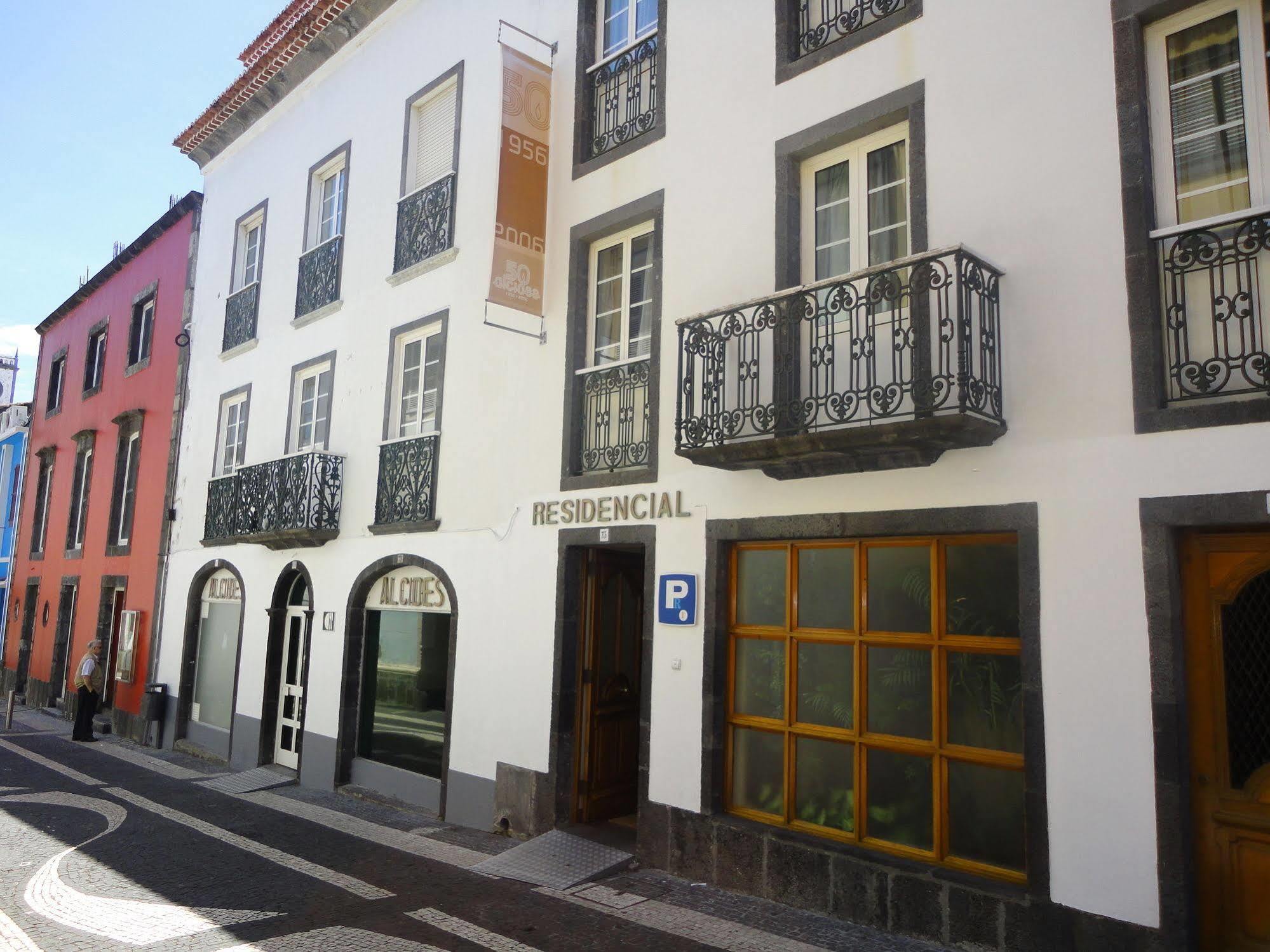 Hotel Alcides Πόντα Ντελγκάντα Εξωτερικό φωτογραφία