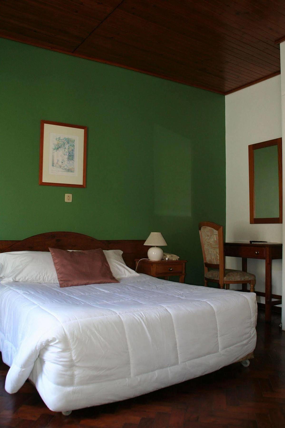 Hotel Alcides Πόντα Ντελγκάντα Εξωτερικό φωτογραφία