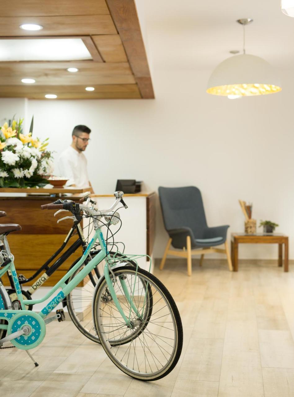 Hotel Alcides Πόντα Ντελγκάντα Εξωτερικό φωτογραφία